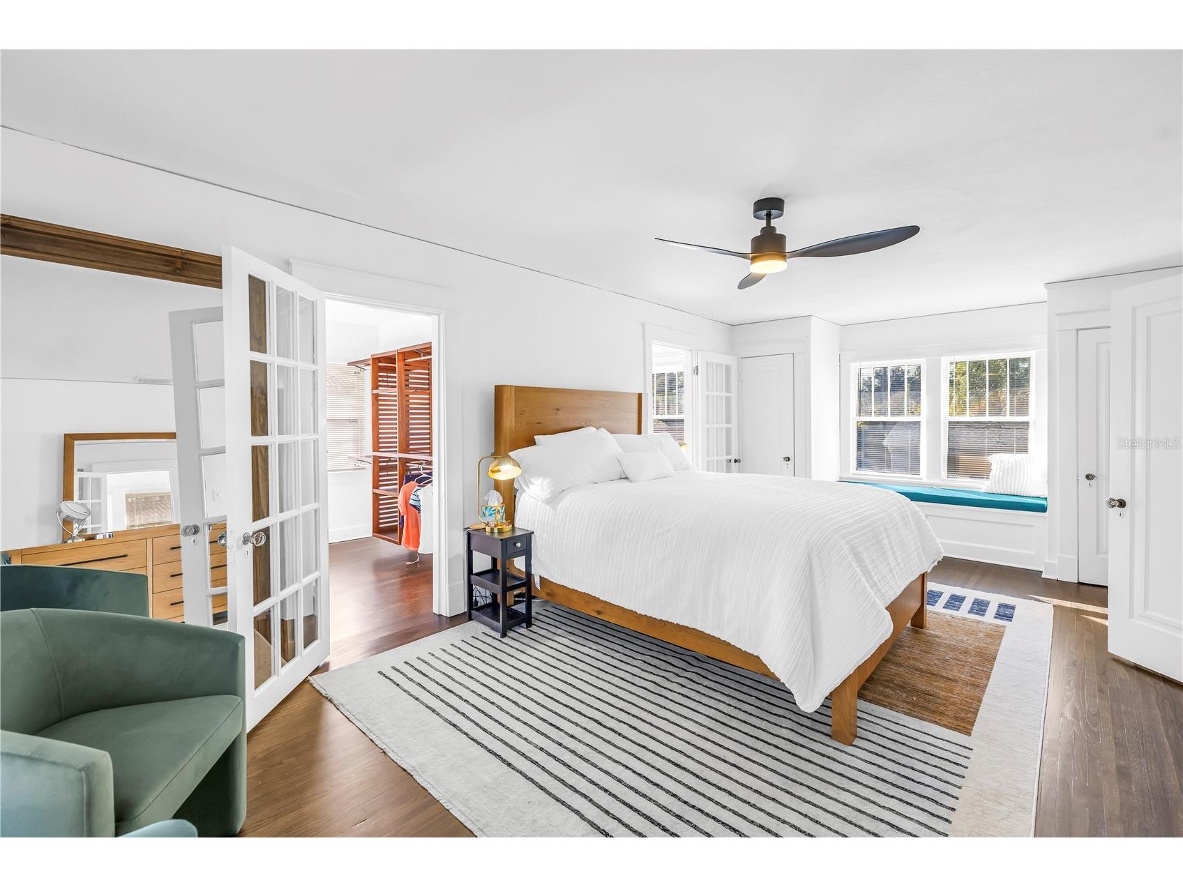 2320 5th Street N Saint Petersburg FL 33704 TB8506107 image22
