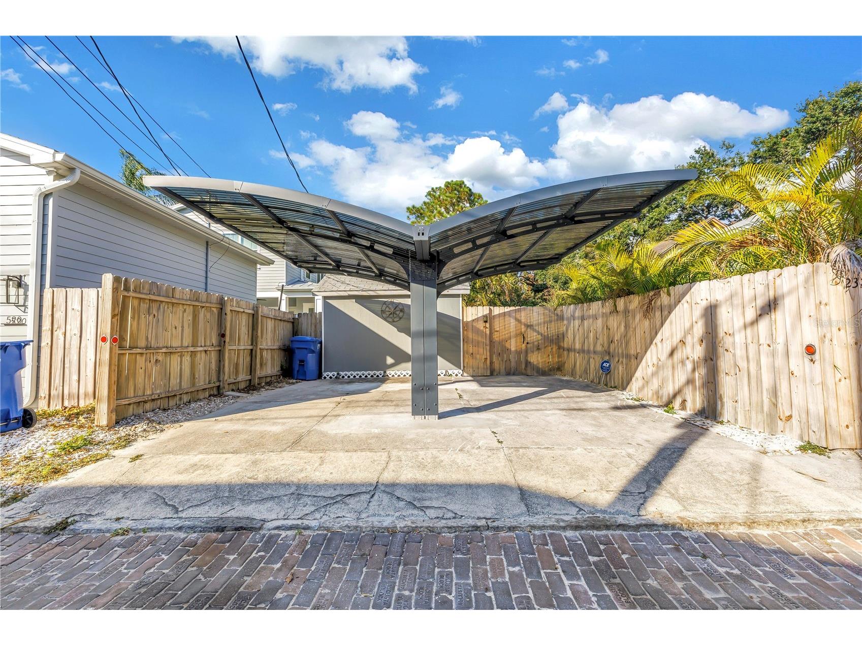2320 5th Street N Saint Petersburg FL 33704 TB8506107 image31