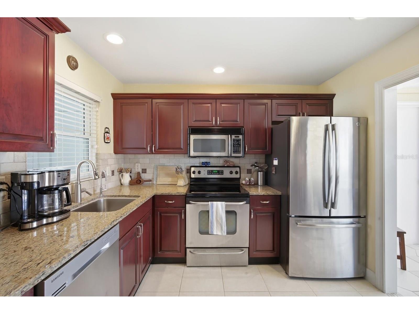 2320 Aquabluff Place #V274 Sarasota FL 34231 TB8482598 image4