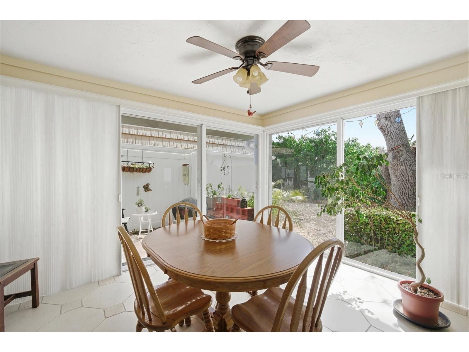 2320 Aquabluff Place #V274 Sarasota FL 34231 TB8482598 image9