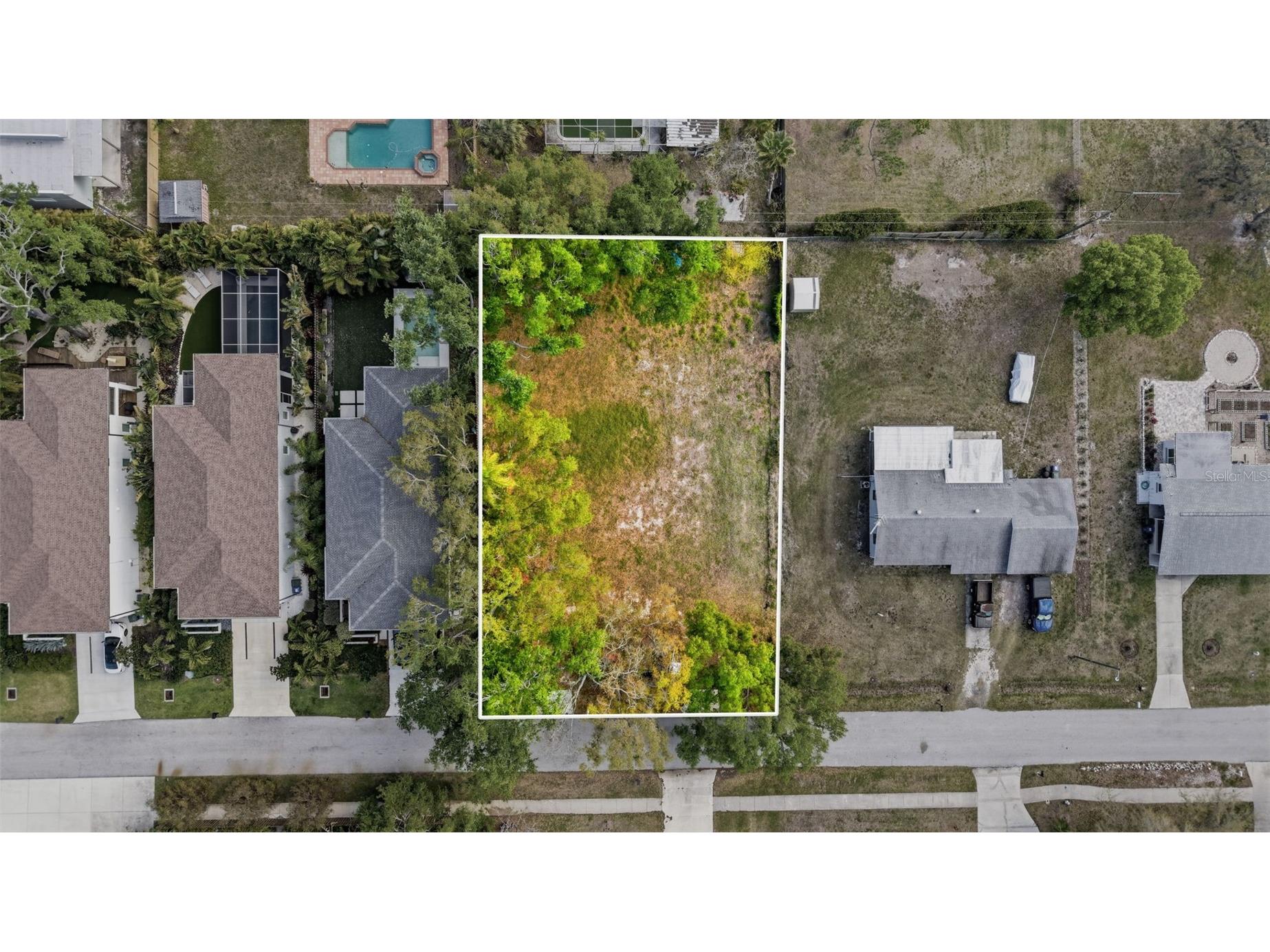 2320 Florinda Street Sarasota FL 34231 A4686978 image9