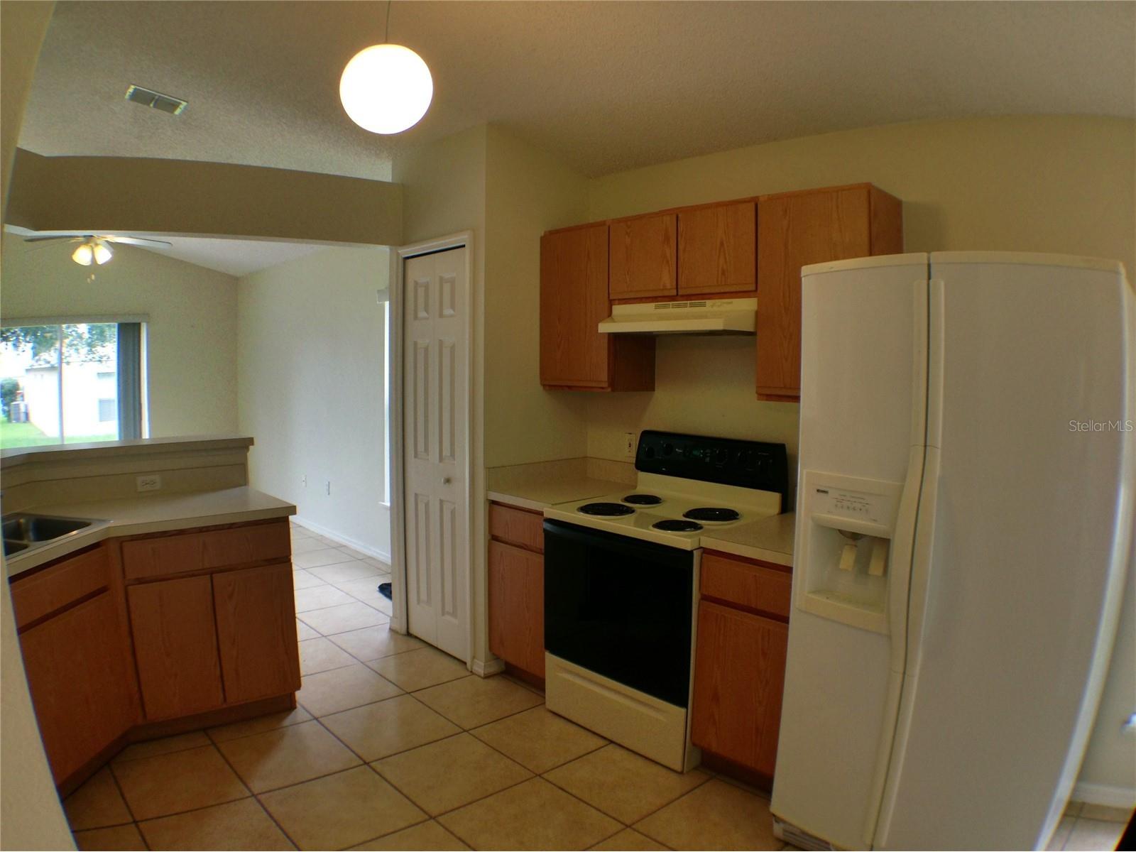 2320 Justin Avenue Orlando FL 32826 O6409185 image2