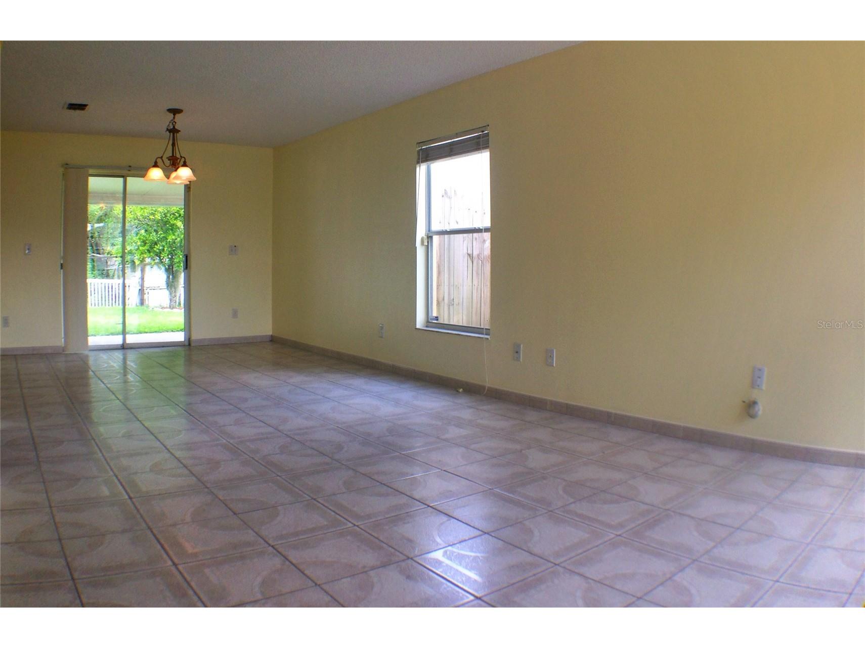 2320 Justin Avenue Orlando FL 32826 O6409185 image3