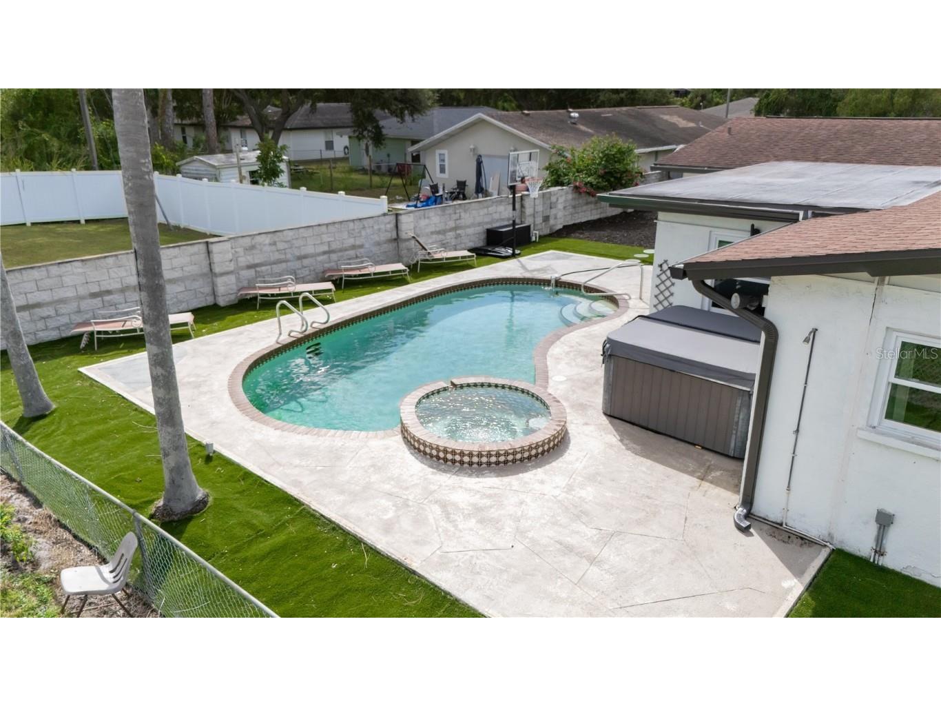 2320 N Euclid Avenue Sarasota FL 34234 A4667448 image33