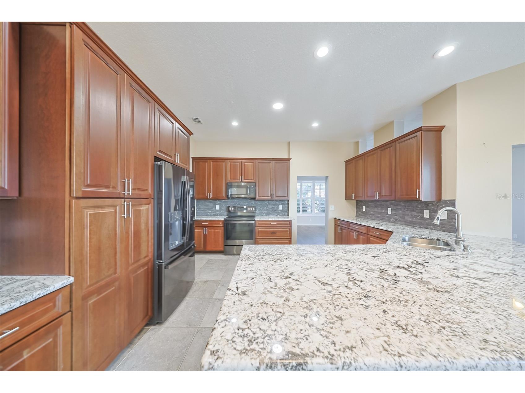 2320 Platinum Drive Sun City Center FL 33573 TB8444392 image16