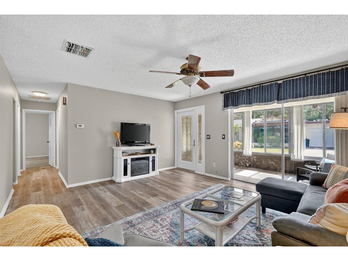 2320 Shelly Drive #B Palm Harbor FL 34684 C7515964 image12