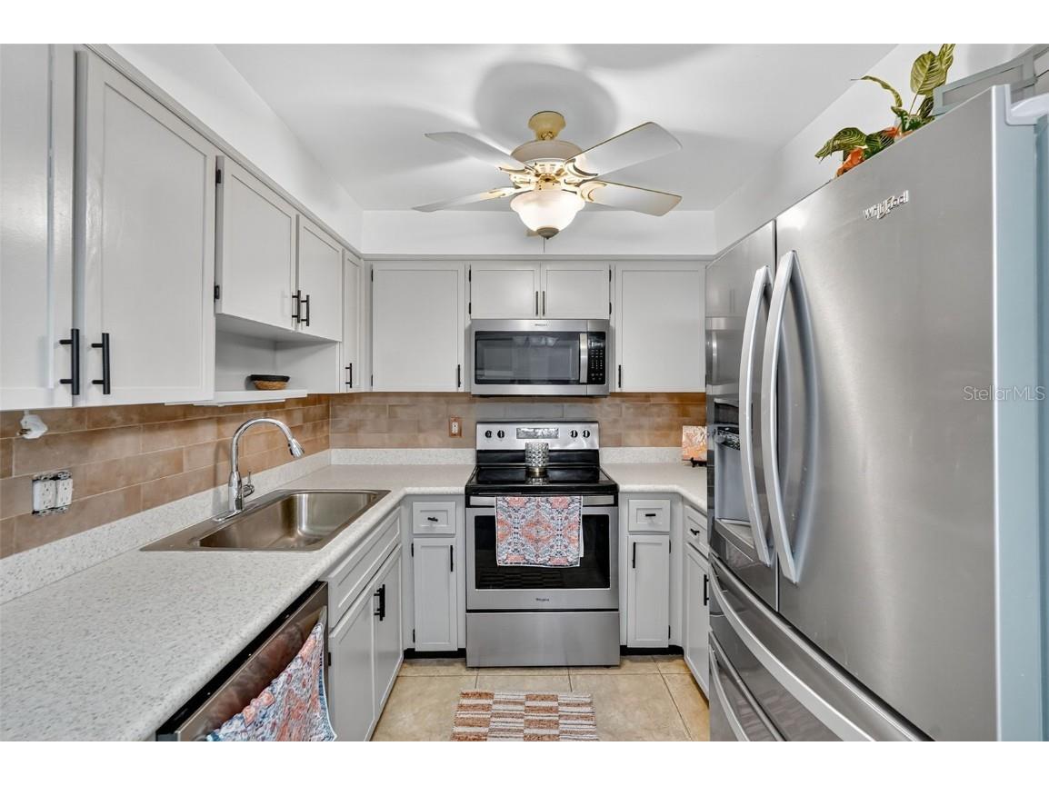 2320 Shelly Drive #B Palm Harbor FL 34684 C7515964 image15