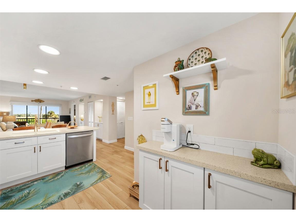 2320 Terra Ceia Bay Boulevard #410 Palmetto FL 34221 A4677160 image8