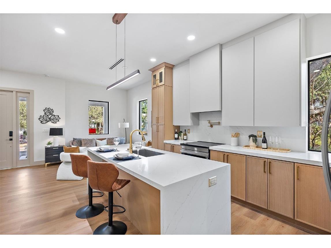 2320 W North B Street Tampa FL 33609 TB8448204 image9