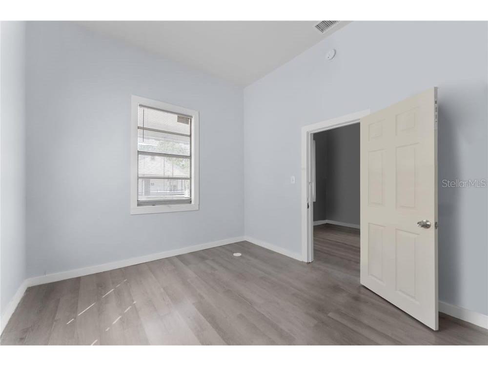 2320 W Walnut Street Tampa FL 33607 TB8393001 image15