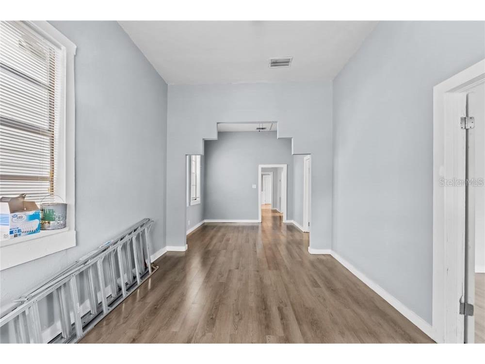 2320 W Walnut Street Tampa FL 33607 TB8393001 image3