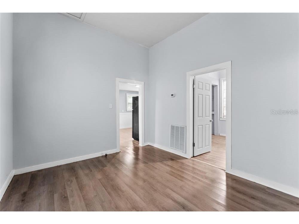 2320 W Walnut Street Tampa FL 33607 TB8393001 image8