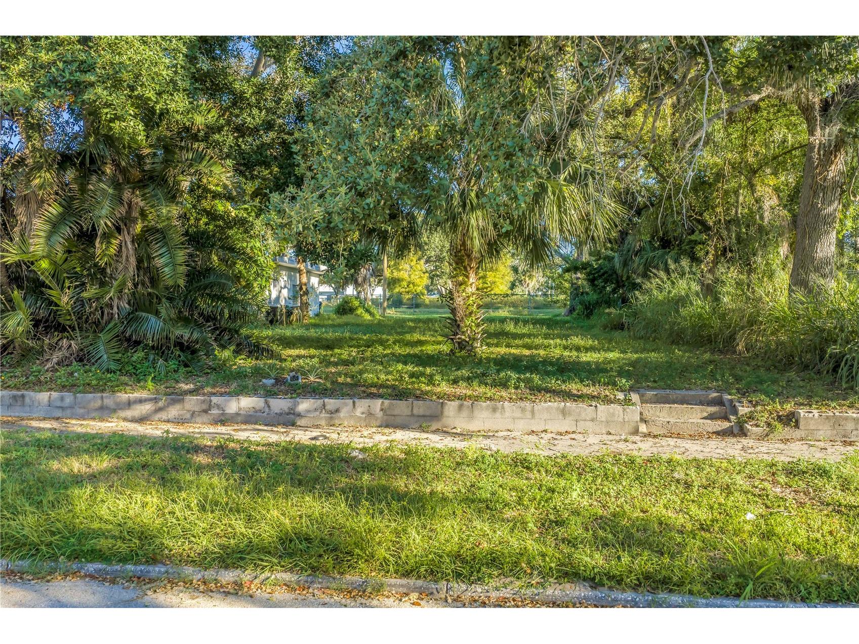 2321 25th Avenue S Saint Petersburg FL 33712 L4956554 image1