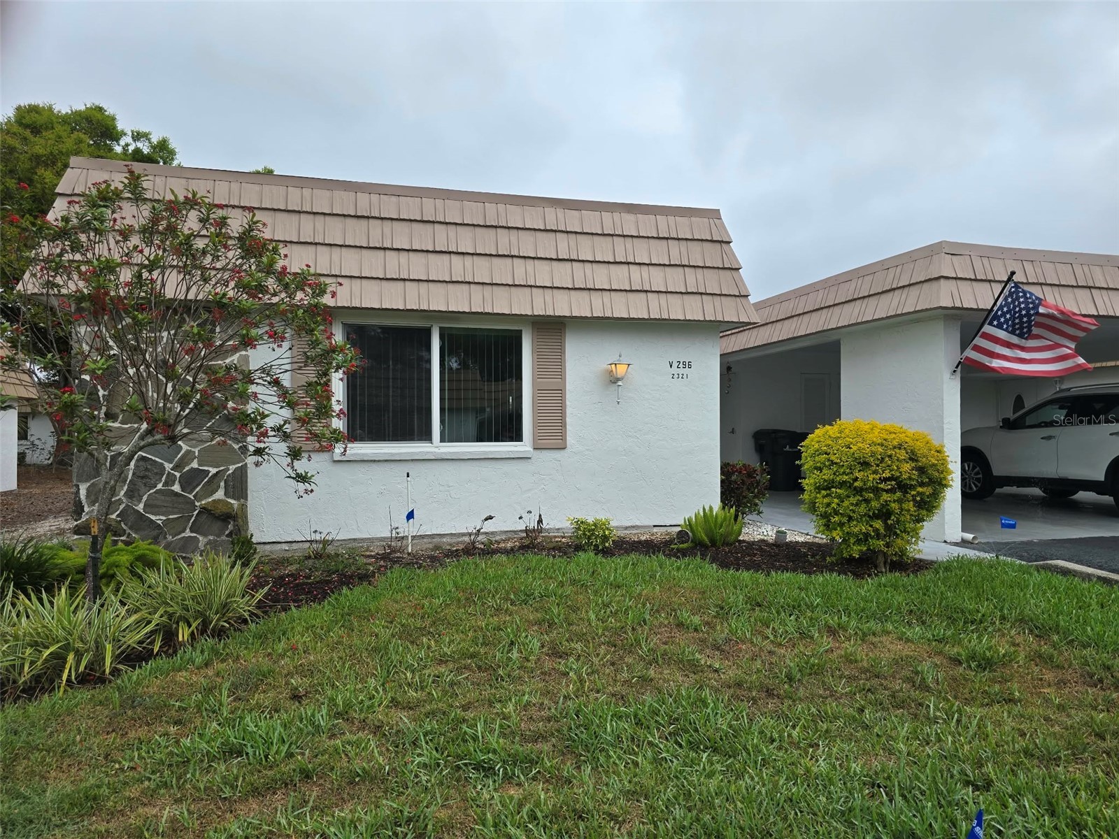 2321 Canalbluff Place #V296 Sarasota FL 34231 - PHILLIPPE CREEK A4686452 image1