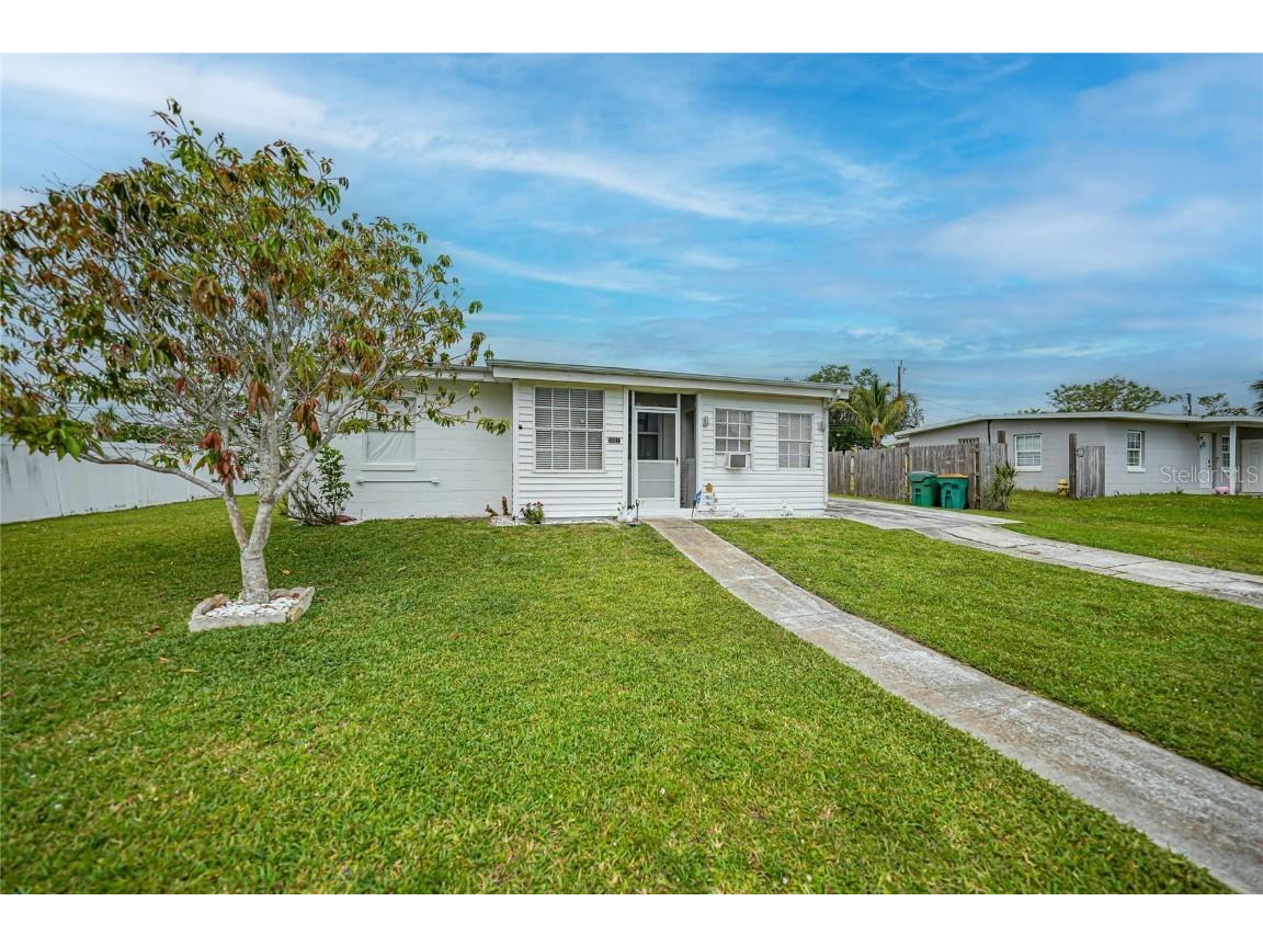 2321 Dallas Street Port Charlotte FL 33952 C7509357 image2