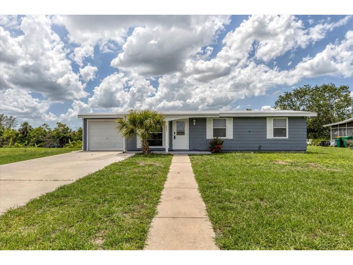 2321 Easy Street Port Charlotte FL 33952 A4572985 image1