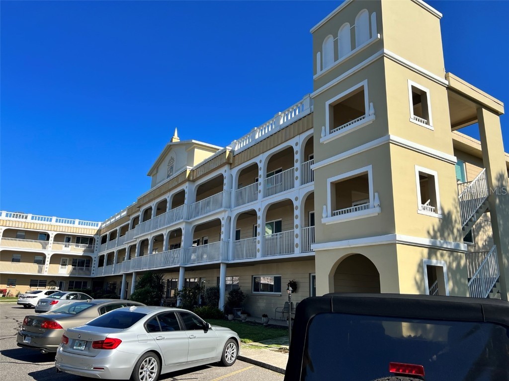 2321 Ecuadorian Way #41 Clearwater FL 33763 U8249826 image1