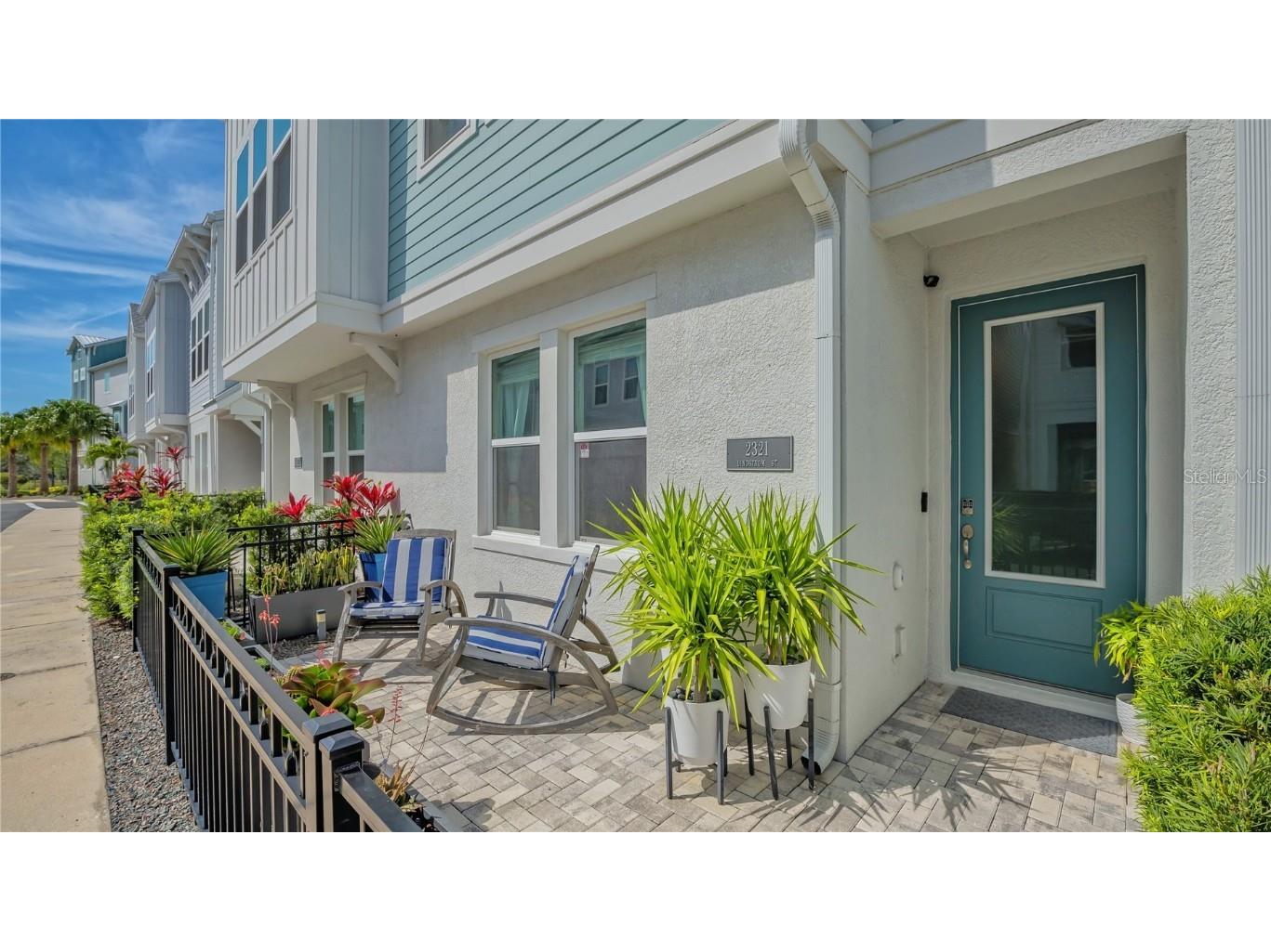 2321 Lindstrom Street Sarasota FL 34237 A4601763 image1