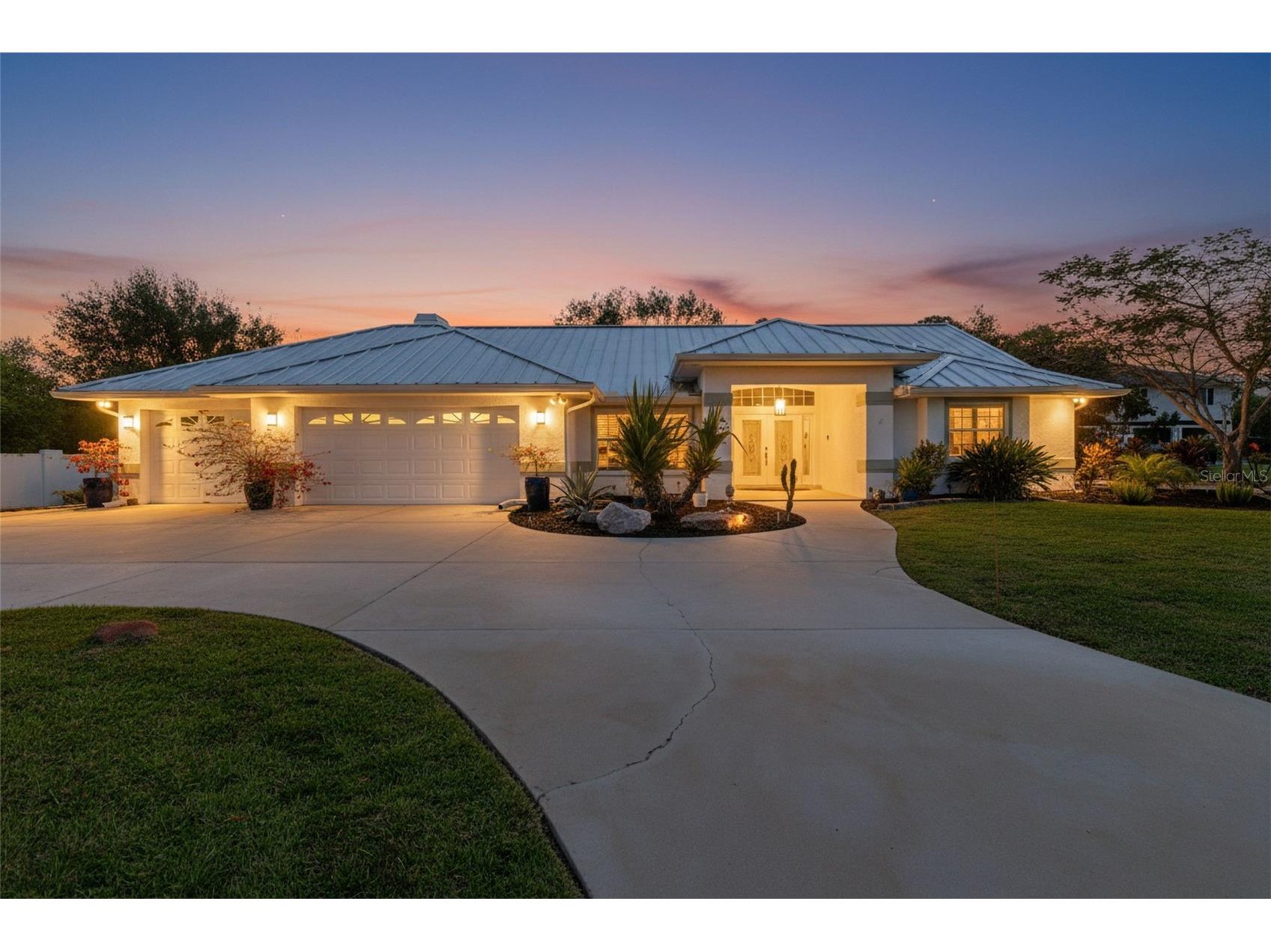 2321 Manasota Beach Road Englewood FL 34223 N6142619 image1