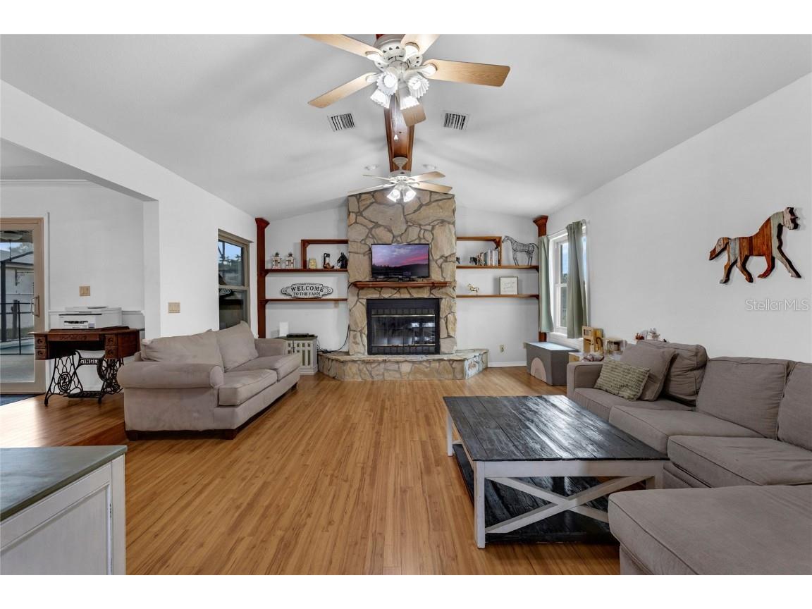 23210 Brouwertown Road Howey In The Hills FL 34737 O6330652 image6