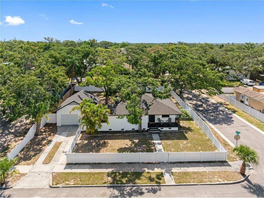 2322 21st Street S Saint Petersburg FL 33712 TB8379338 image1