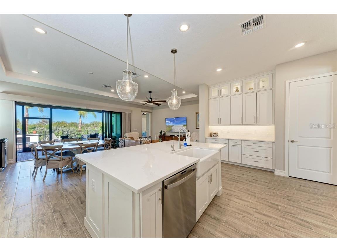 2322 5th Street E Palmetto FL 34221 A4643733 image18