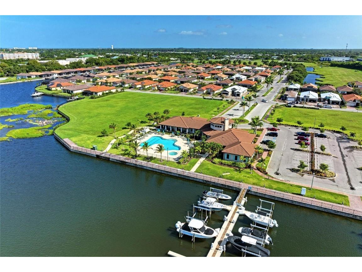 2322 5th Street E Palmetto FL 34221 A4643733 image2