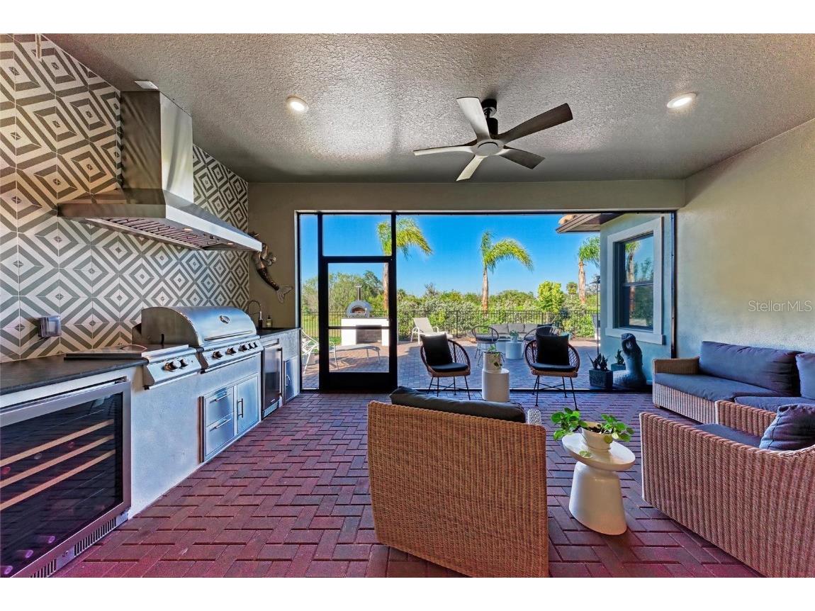 2322 5th Street E Palmetto FL 34221 A4643733 image23