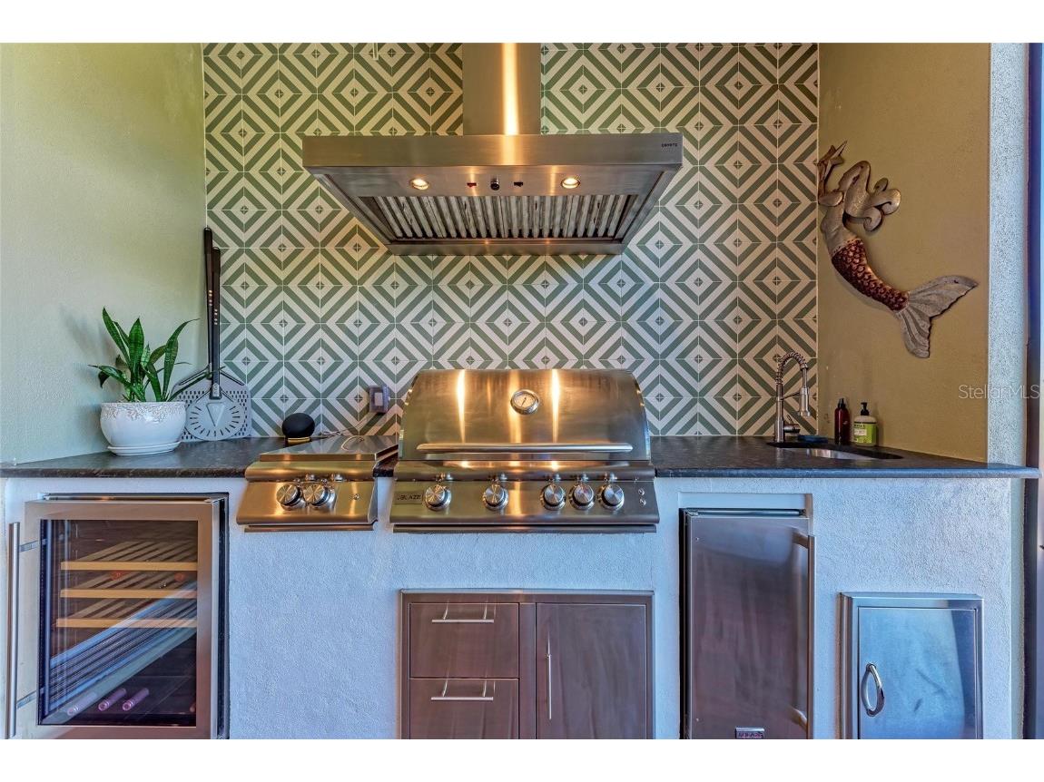 2322 5th Street E Palmetto FL 34221 A4643733 image25