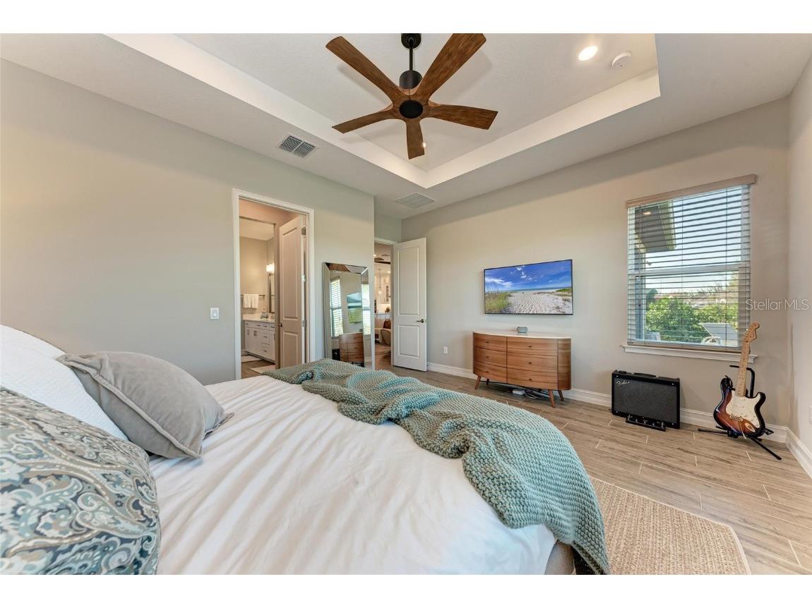 2322 5th Street E Palmetto FL 34221 A4643733 image40