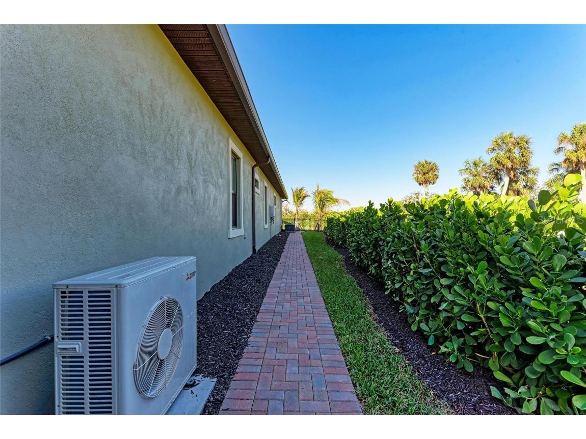 2322 5th Street E Palmetto FL 34221 A4643733 image54