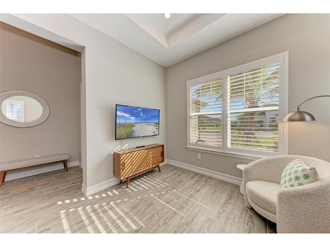 2322 5th Street E Palmetto FL 34221 A4643733 image7