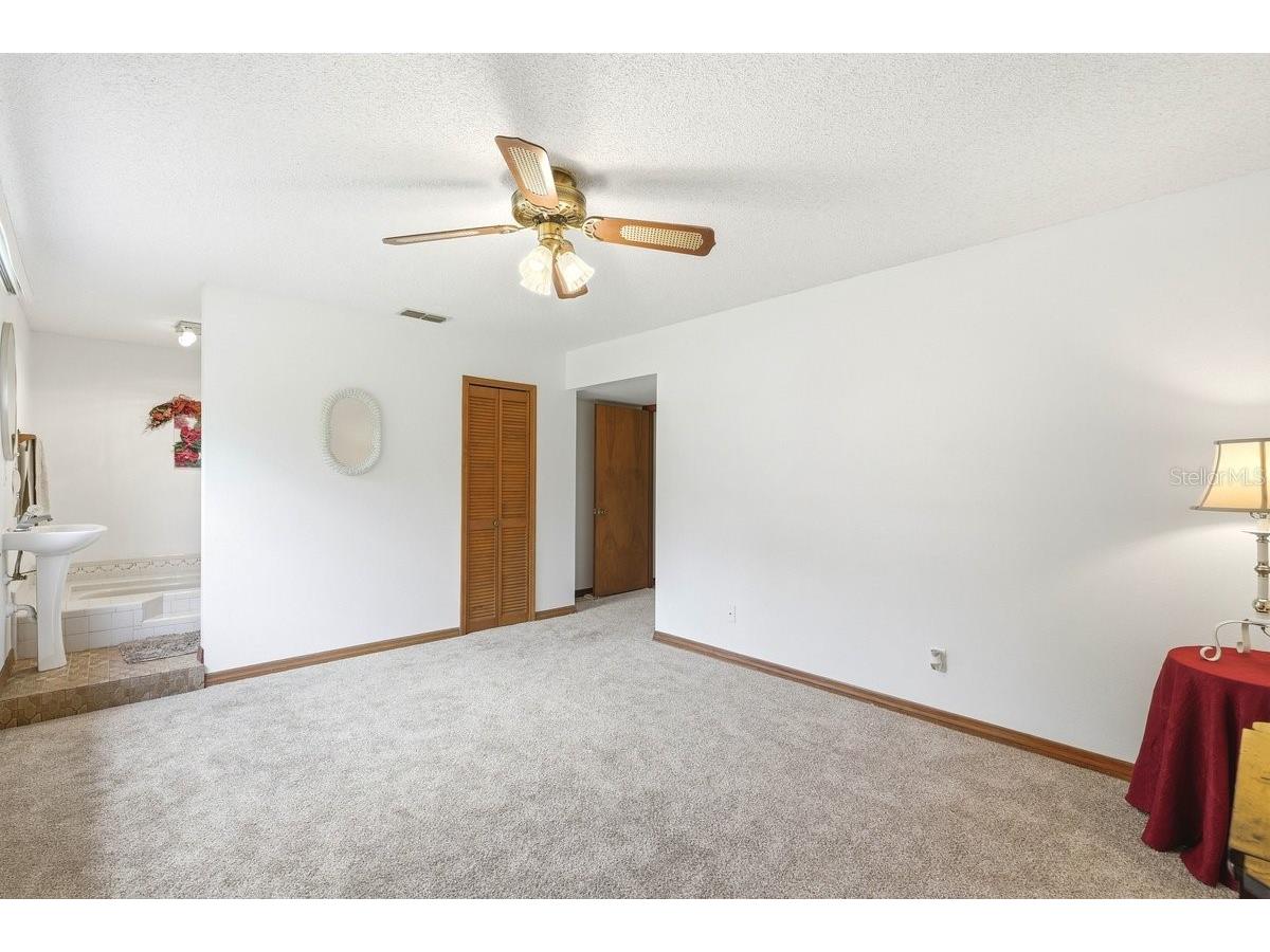 2322 Matthew Circle Deltona FL 32738 V4949563 image8
