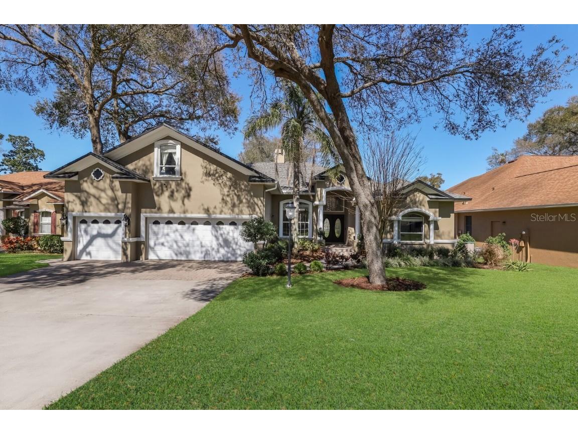 2322 Valrico Forest Drive Valrico FL 33594 A4560972 image1