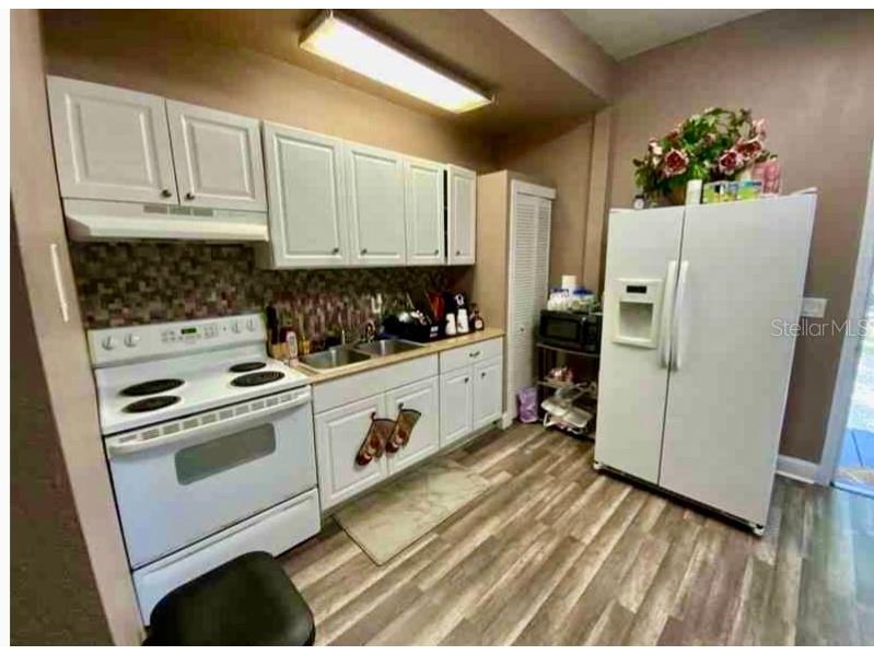 2322 W Cherry Street Tampa FL 33607 TB8453987 image16