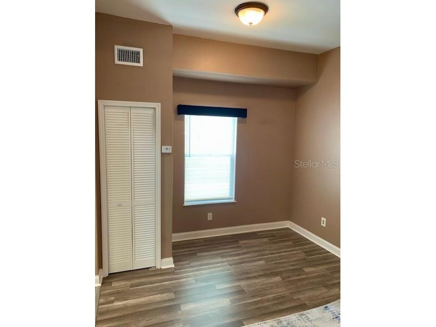 2322 W Cherry Street Tampa FL 33607 TB8453987 image25