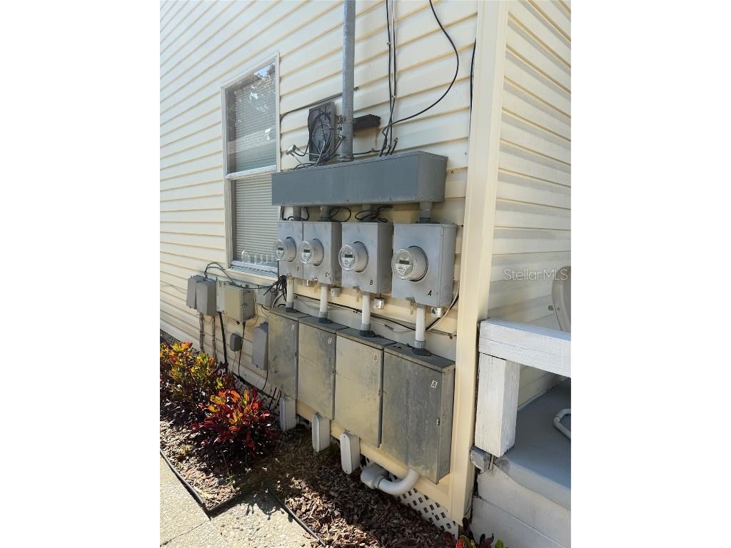 2322 W Cherry Street Tampa FL 33607 TB8453987 image3