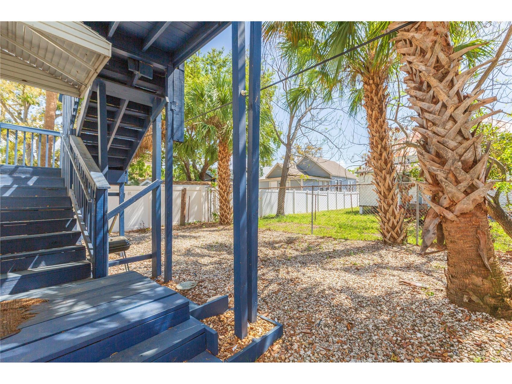 2322 W Cherry Street Tampa FL 33607 TB8486051 image10