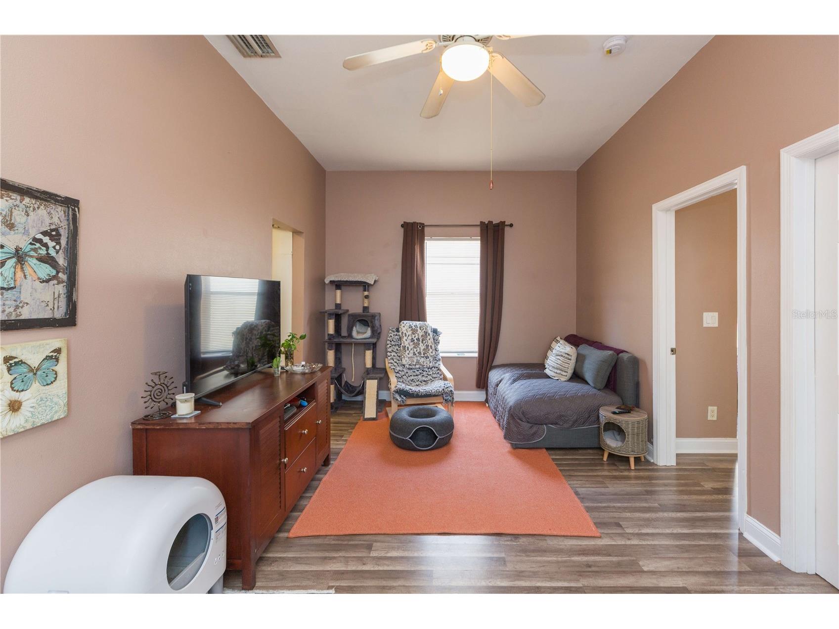 2322 W Cherry Street Tampa FL 33607 TB8486051 image30