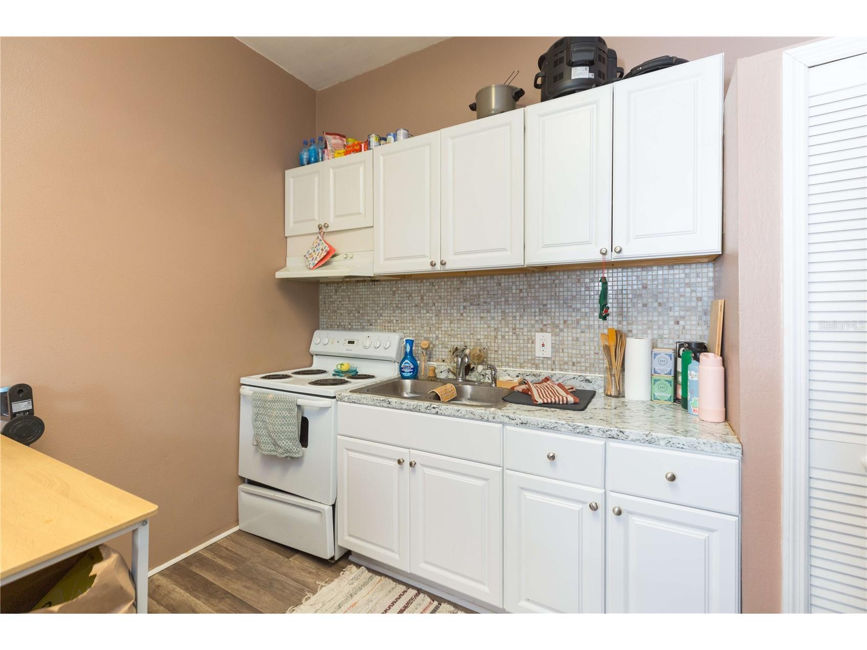 2322 W Cherry Street Tampa FL 33607 TB8486051 image31