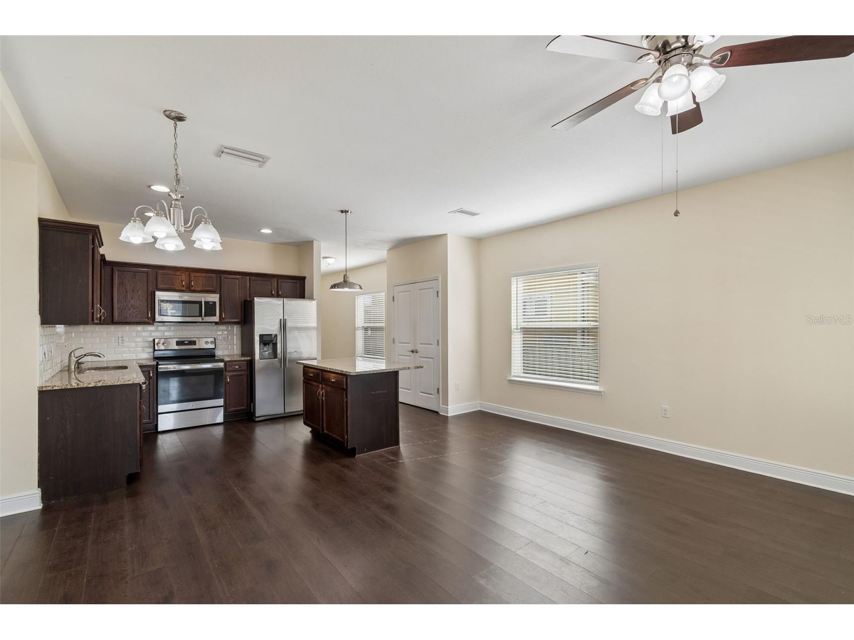 2322 W Chestnut Street Tampa FL 33607 TB8492965 image6