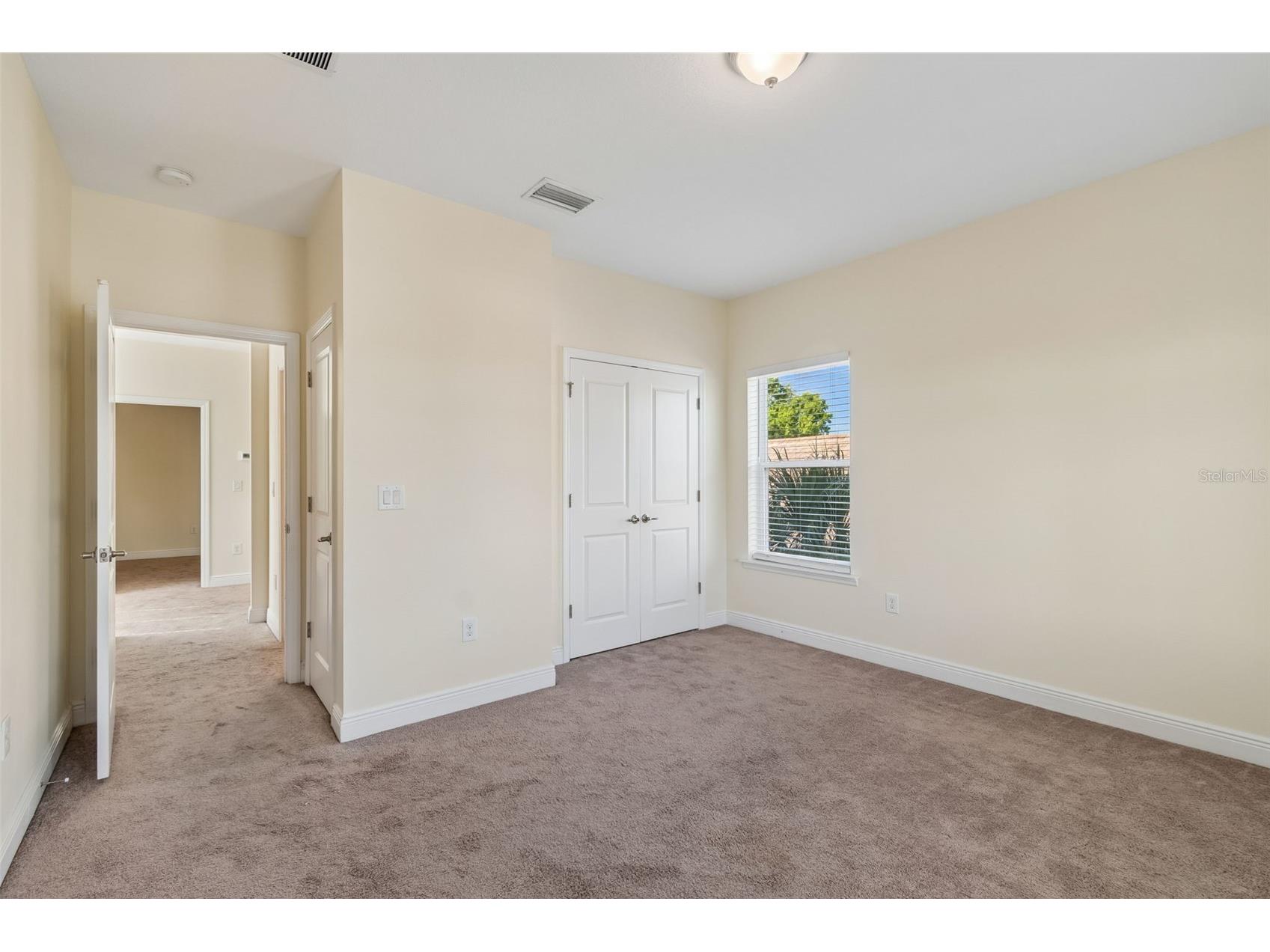 2322 W Chestnut Street Tampa FL 33607 TB8493401 image18