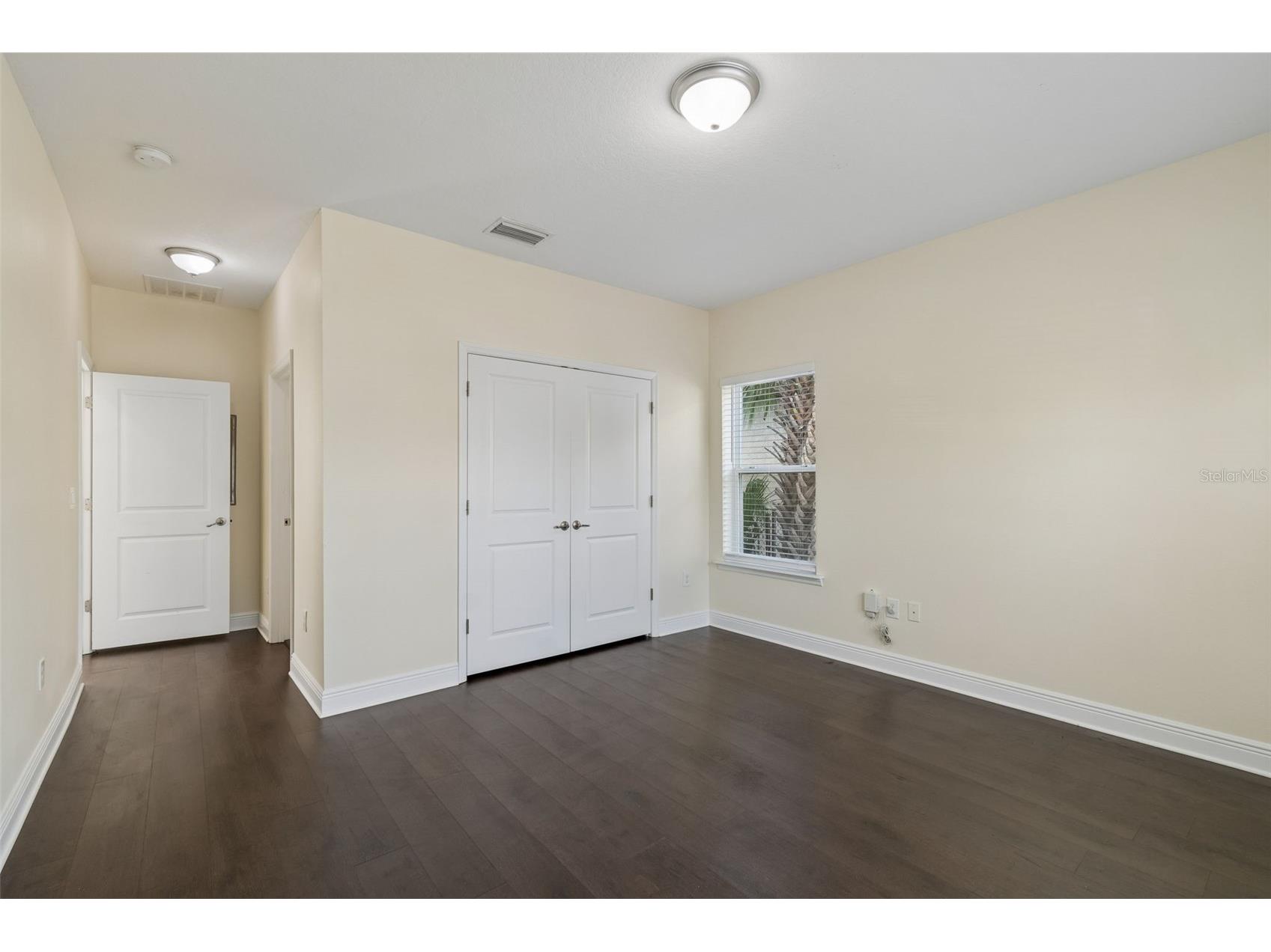 2322 W Chestnut Street Tampa FL 33607 TB8493401 image9