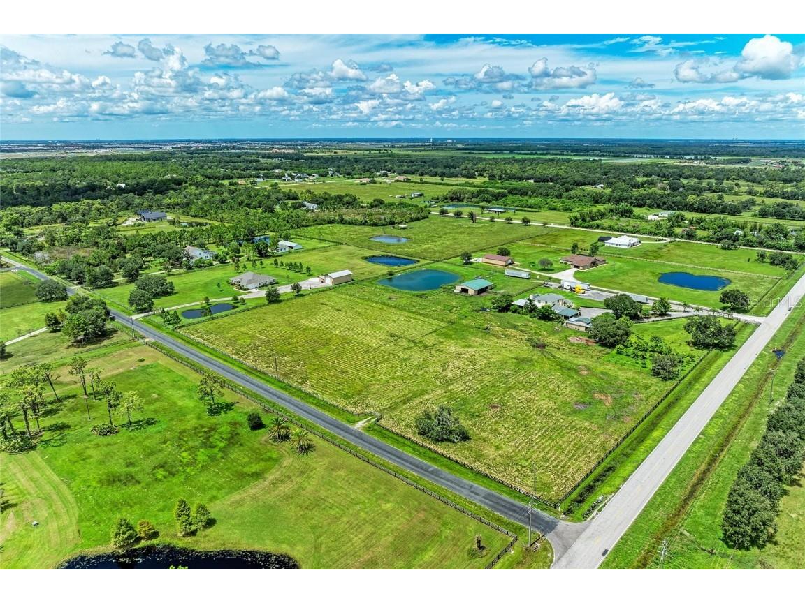 23221 63rd Avenue E Bradenton FL 34211 A4664583 image7