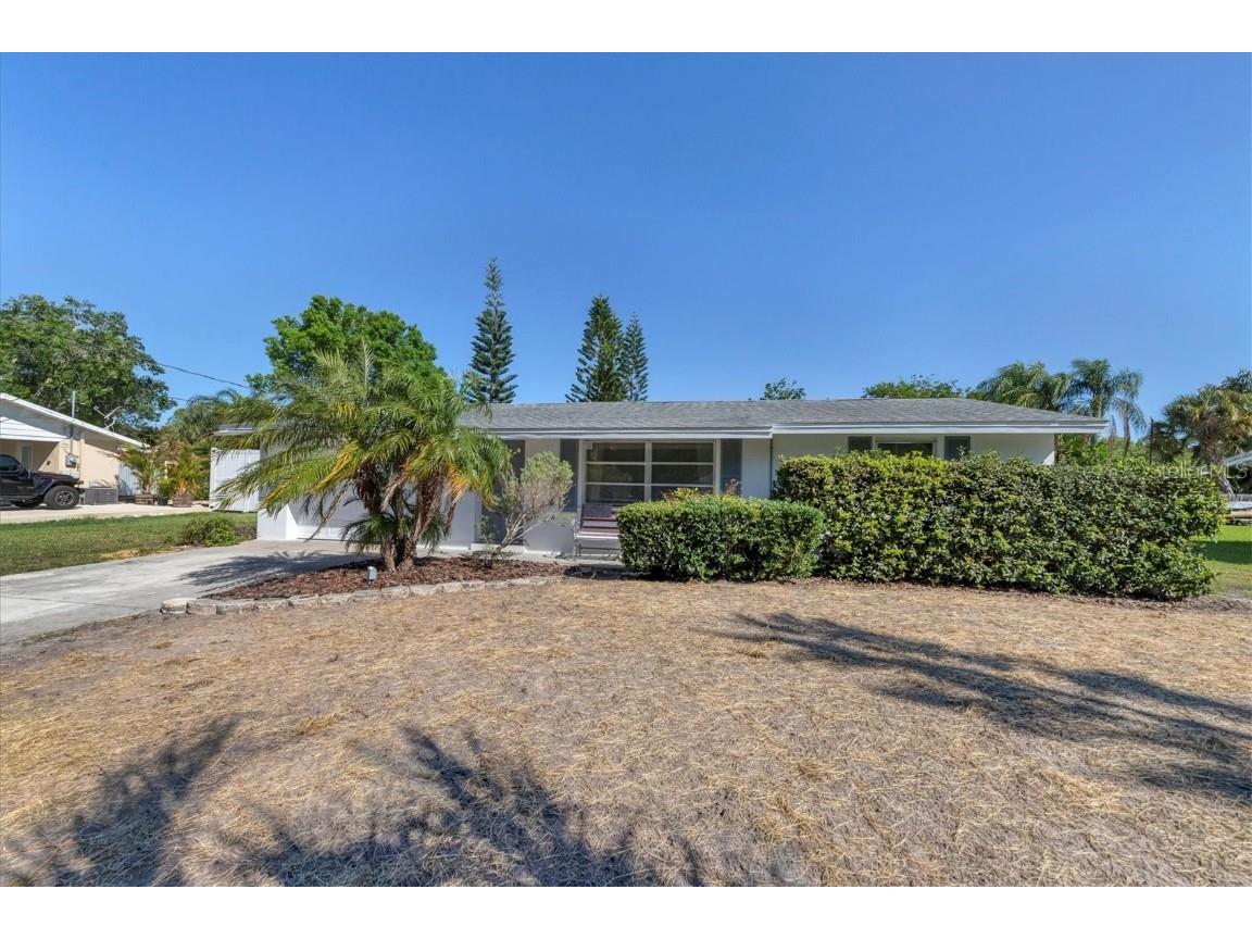 2323 Doud Street Sarasota FL 34231 A4645212 image2