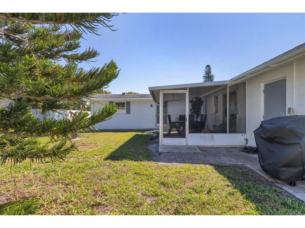 2323 Doud Street Sarasota FL 34231 A4645212 image31