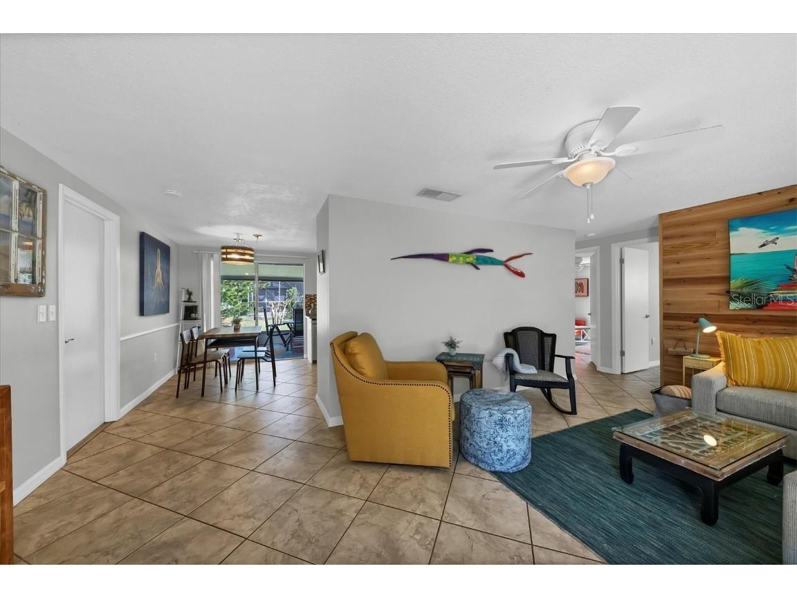 2323 Doud Street Sarasota FL 34231 A4645212 image6