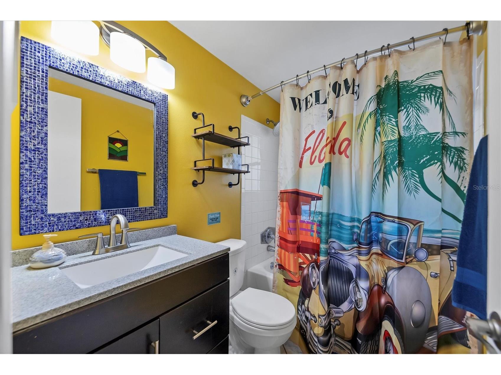2323 Doud Street Sarasota FL 34231 A4687133 image18