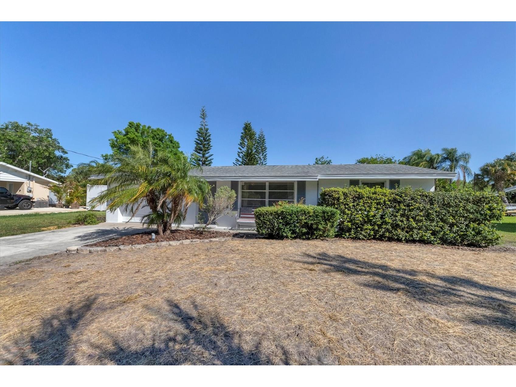 2323 Doud Street Sarasota FL 34231 A4687133 image2