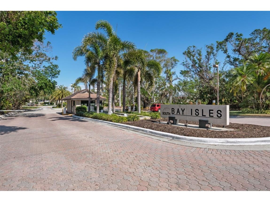 2323 Harbour Oaks Drive Longboat Key FL 34228 A4671542 image38